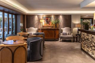 The Y Hotel - 4