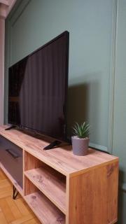 Olive Apartment 93 Calm, Cozy & Central - 4