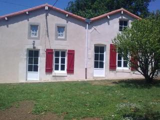 Maison de campagne rustique et confortable - Mazières-en-Gâtine - 0