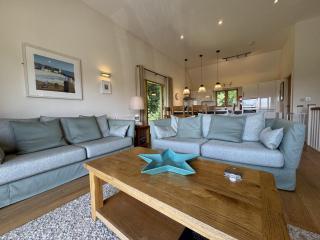House 22 - Looe - 2