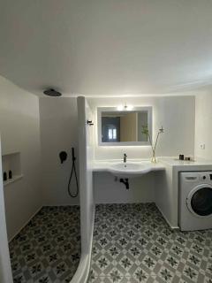 Matilda Milos - Cycladic Living - Triovasálos - 9