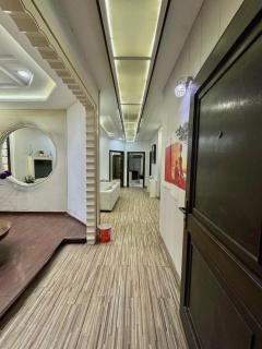 2 bed apartment in phase 8 - Lahore - 2