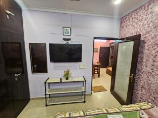 GAUTAM NAGAR HOMESTAY NEAR AIIMS Hospital - Neu-Delhi - 3