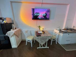 1331 BR Apt Chilling view walking street close Ho Tay full sunlight - Hanoi - 4