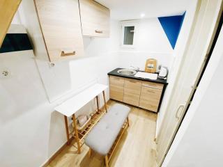 Panormou Private Maisonette - Athens - 7