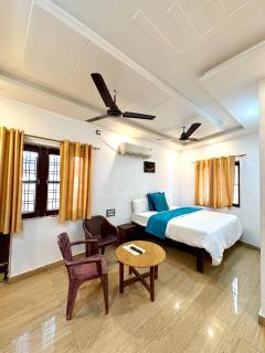 RR Stay & Cafe - Rishīkesh - 1
