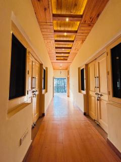 Night Sky Stay kasauli Entire 3BHK 4BHK 6BHK peaceful with massive Garden Walking Path - Solan - 8