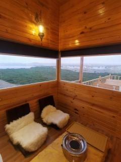 Dew Hut - - 3