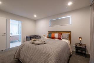 Brand New with Games Room Walking distance to shops - Prebbleton - 2