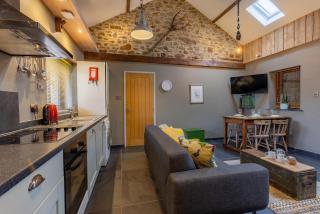 Hayloft Barn - 9