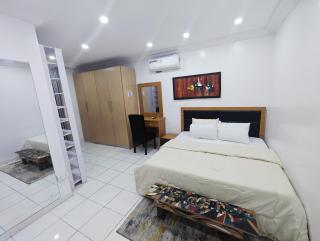 AB Luxury 2 bedroom Apartment with 24hr Electricity, Wifi, Fully Equipped Kitchen - Lagos - 6