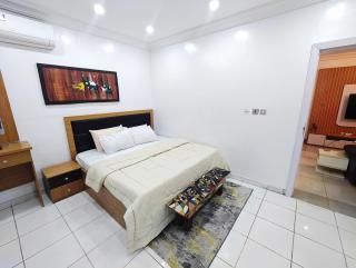 AB Luxury 2 bedroom Apartment with 24hr Electricity, Wifi, Fully Equipped Kitchen - Lagos - 7