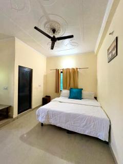 RR Stay & Cafe - Rishīkesh - 7