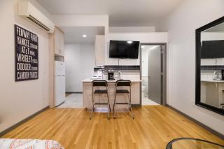 Downtown Retreat Stylish Boston Studio - Boston - 2