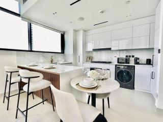 Elevated 2br Elegance Dip Pool, Parking And Gym! - 7