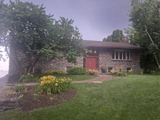The Getaway home - - 0