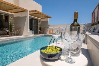 Aladdin Luxury Suite With Shared Pool 1 - Galatás - 9