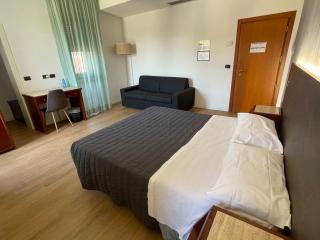 Hotel Sirena - B&B - Cesenatico - 9