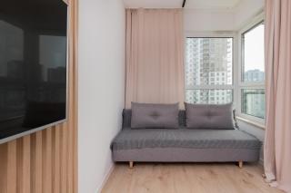 Modern Studio with Balcony Near Arena Gdańsk by Noclegi Renters - 1