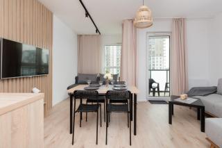 Modern Studio with Balcony Near Arena Gdańsk by Noclegi Renters - Danzig - 7
