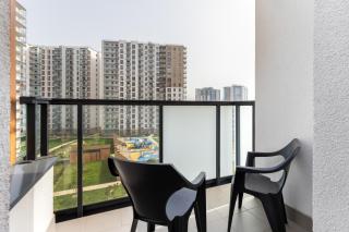 Modern Studio with Balcony Near Arena Gdańsk by Noclegi Renters - 3