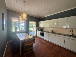 Flat in Lakeside Villa, Sleeps 8 - Ludvika - 4