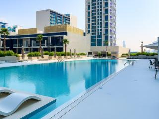 Big 1BR Apartment in JVC Binghatti Corners - 8