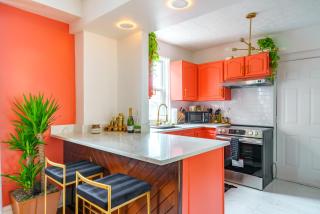 Prime Location Top Rated Clean Parking Free! - Columbus - 7