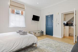 City Centre Entire Studio Apartment- Self check in - Chichester - 6