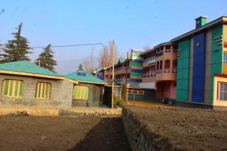Hotel O Raj Shah Hotel And Resturant - Wāngom - 1