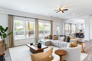 Family-Ready 4BR with Yard & Kids Playground - Cedar Creek - 0