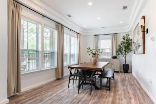 Family-Ready 4BR with Yard & Kids Playground - Cedar Creek - 2