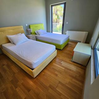 PALM Beach Villa - Politika - 8