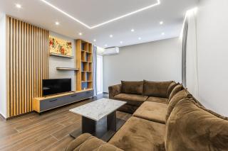 The Azure Beachfront by PS - Durrës - 5
