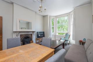 Spacious 3-Bed Maisonette Streatham Common - Londra - 9