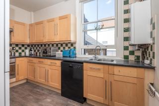 Spacious 3-Bed Maisonette Streatham Common - Londra - 4