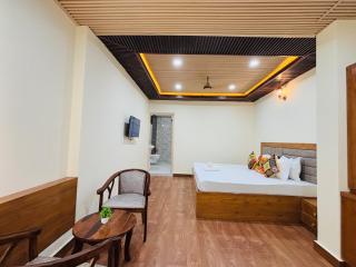 Night Sky Stay kasauli Entire 3BHK 4BHK 6BHK peaceful with massive Garden Walking Path - 7