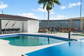 Lakefront Mansion, 5min 2 Hard Rock Stadium, 30Gsts L65 - - 0