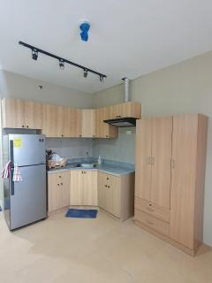 Studio Condo Unit with Balcony Avida IT Park - 1