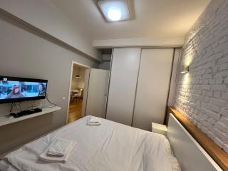 Stylish Apartment Downtown Balcony - Adjud - 2
