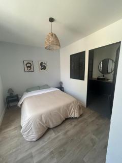 Appartement neuf plein centre - 4