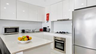 Luxe Pelican Lake - 3
