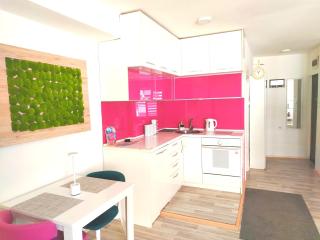 City Center Sweet Apartment - Niš - 9
