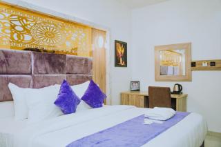 Triple J Universal Hotel and Suites - Asaba - 2