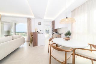 The Q Penthouse - design light views in Quesada - by OYOOSTAYS - Rojales - 8