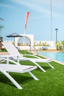 The Q Penthouse - design light views in Quesada - by OYOOSTAYS - Rojales - 4