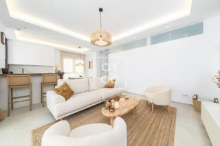 The Q Penthouse - design light views in Quesada - by OYOOSTAYS - Rojales - 2