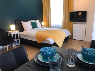 10 Rooms City Apartments - Emden - 0