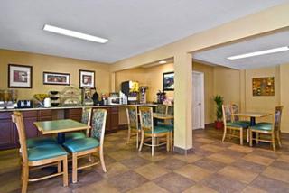 Best Western Mountainbrook Inn Maggie Valley - Maggie Valley - 3