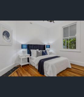 Spacious 5BD Garden House in Hornsby close 2 train - Hornsby - 4